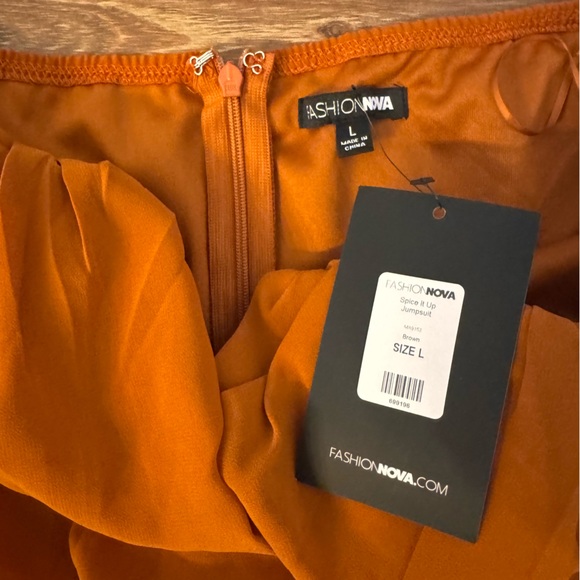 FASHION‎ NOVA Spice It Up Jumpsuit - Picture 5 of 6